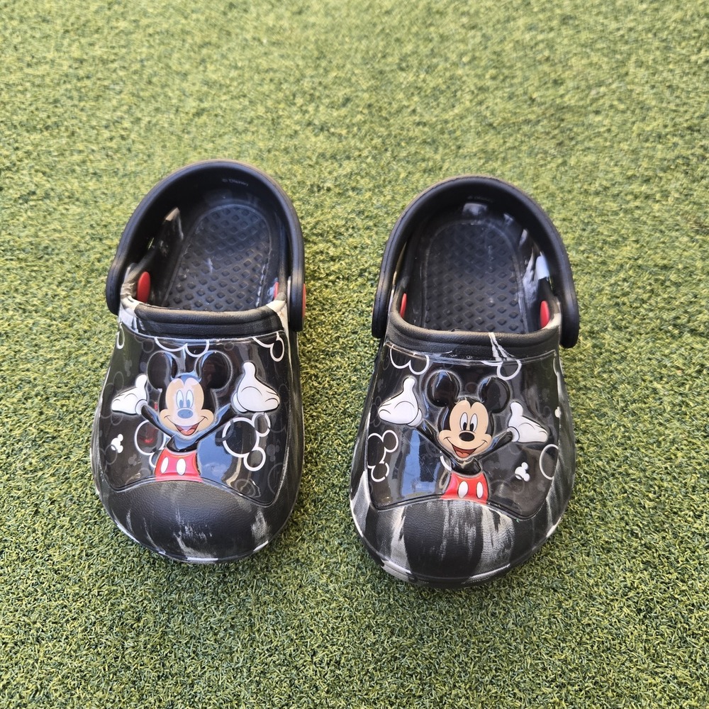 Disney Clogs Mickey Mouse Toddler Size (5-6)